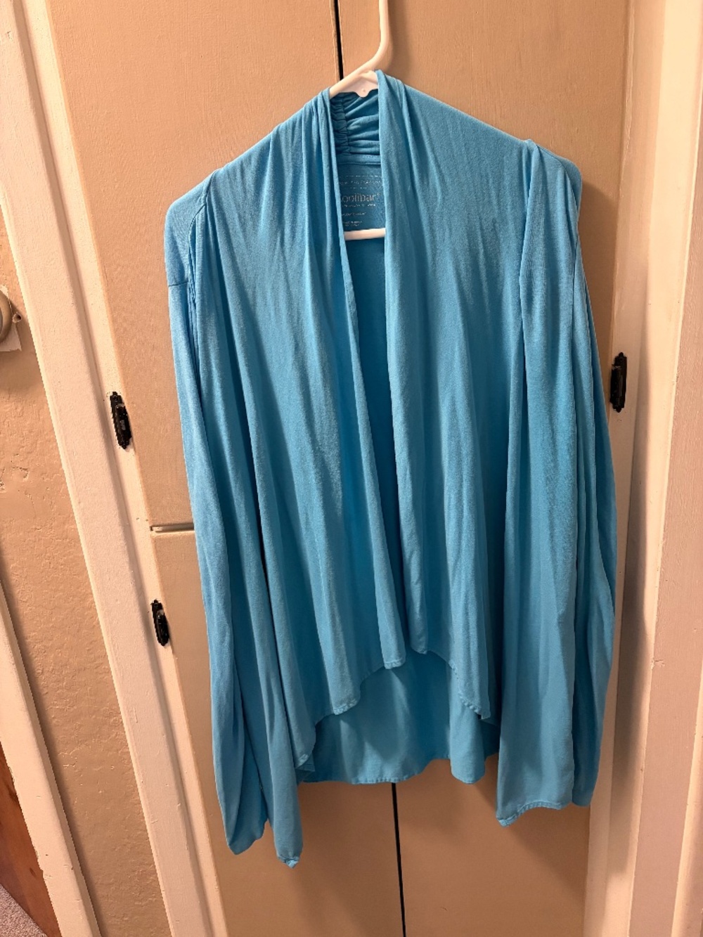 Coolibar blue sunwrap size medium